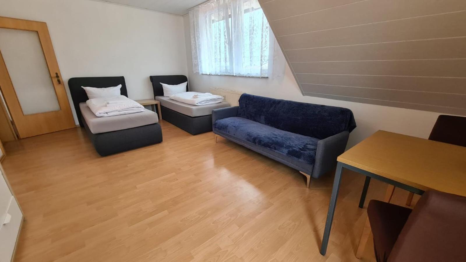 Schlafzimmer 1 Mit Top Aussicht Ueber Weilstetten Balingen Kültér fotó