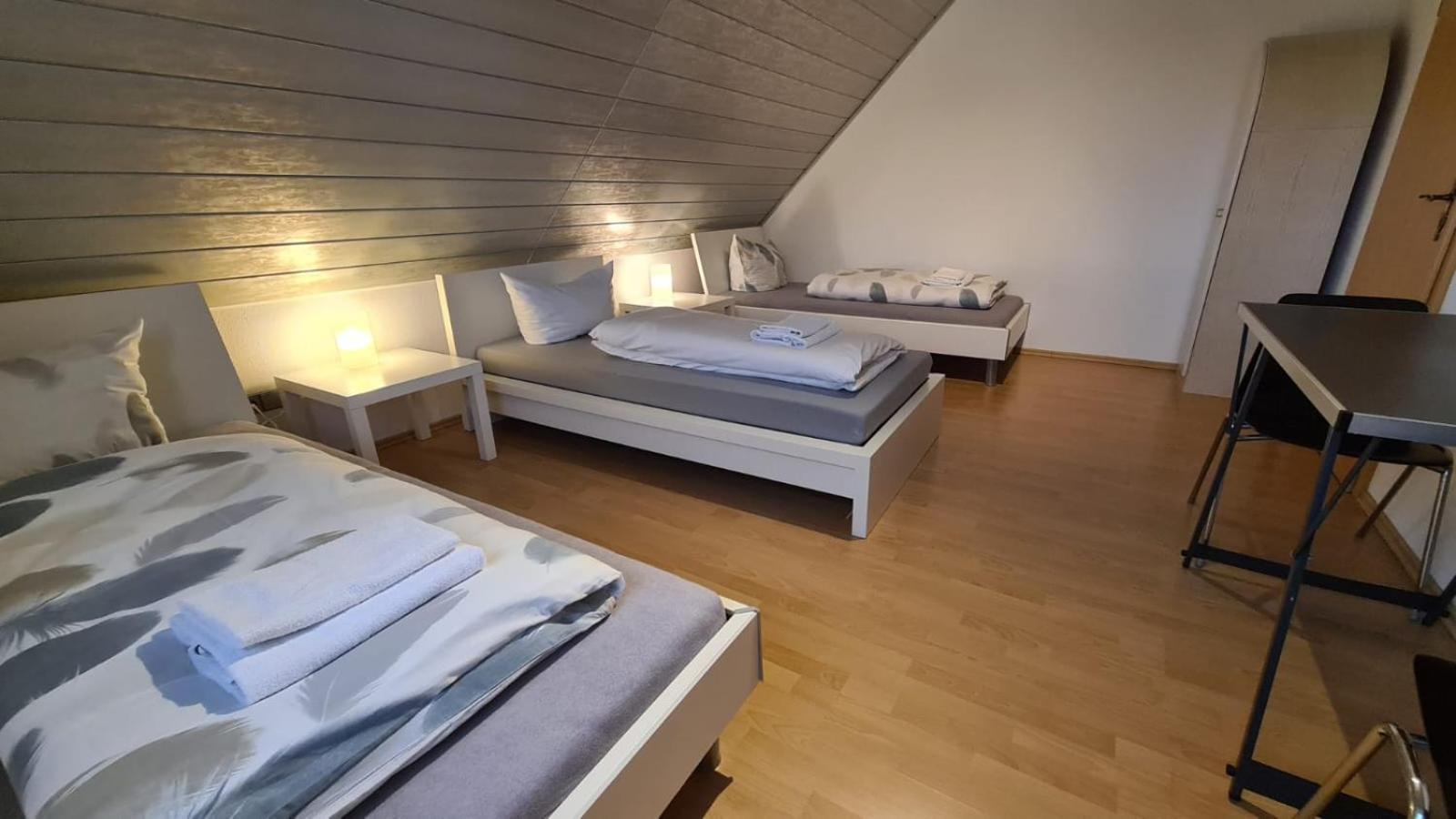 Schlafzimmer 1 Mit Top Aussicht Ueber Weilstetten Balingen Kültér fotó